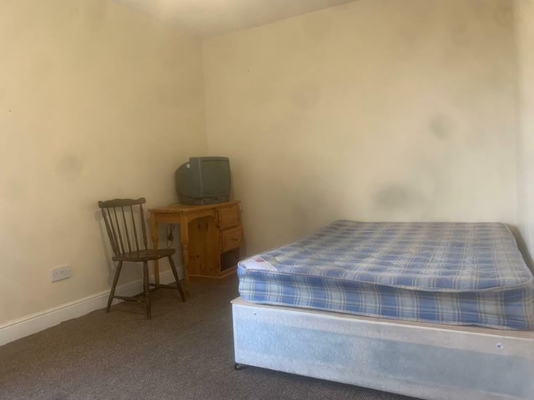 ROOM WITHIN SHARED HOUSE NEW BASFORD FOREST FIELDS UNIVERSAL CREDIT ESA JSA