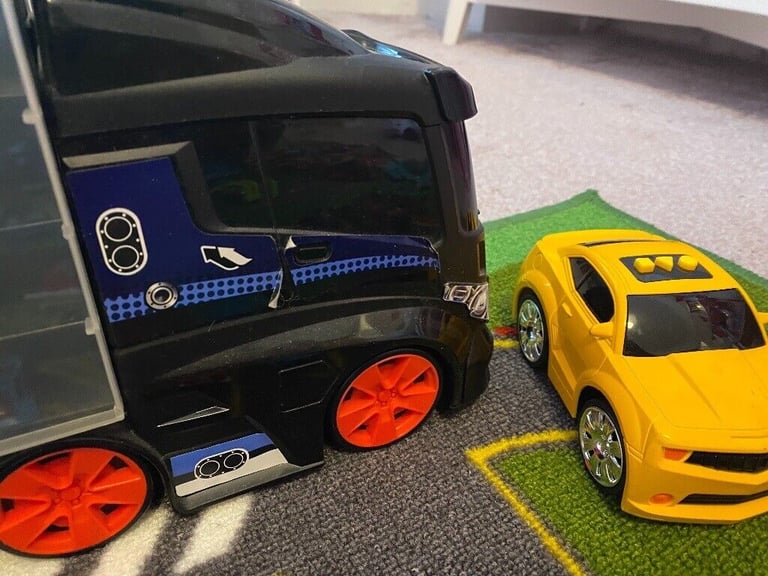 Toy car bundle hot wheels cars with toy Matt and car carry csse