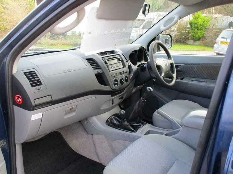 2008 Toyota Hilux 2.5 D-4D 4WD DOUBLE CAB PICK UP. Only 107,000 miles NO VAT