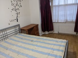 image for Large double Room suitable for couple in Harrow (£850 all bills included)