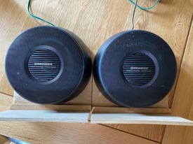 Pair of Pioneer Dual-Cone TS-G1620 Speakers
