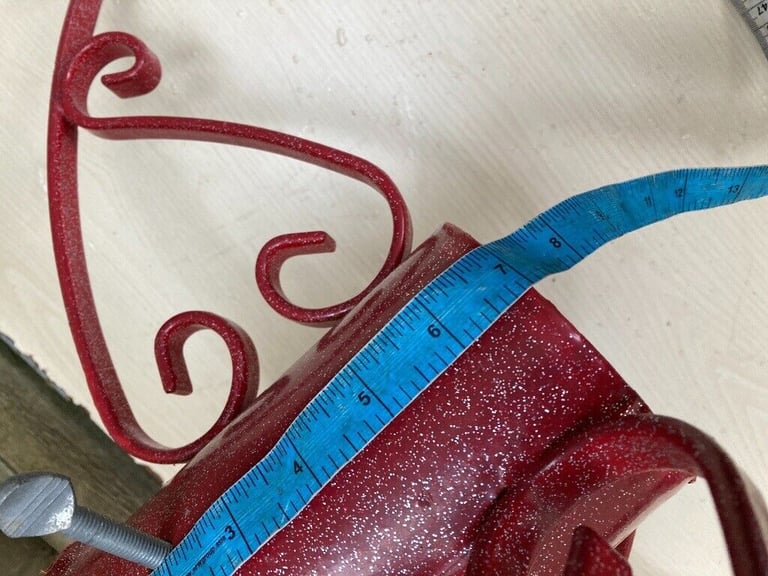 RED STURDY METAL REAL XMAS/CHRISTMAS TREE STAND THREE SCROLL LEGS