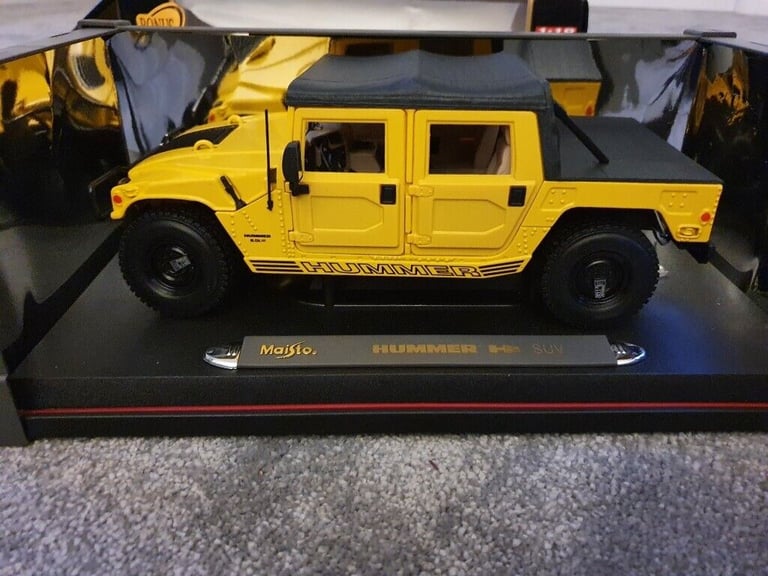 image for Maisto Hummer Model Car H2 SUV 1:18 