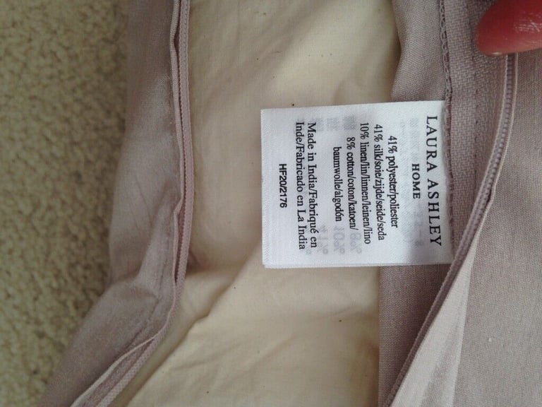 BEAUTIFUL LARGE LAURA ASHLEY CUSHION IN VERY GOOD CONDITION