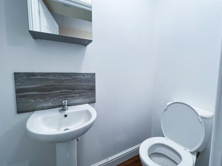 Brand new Studio Flats 2024/2025 with all Bills included - Albany - From £125 per month