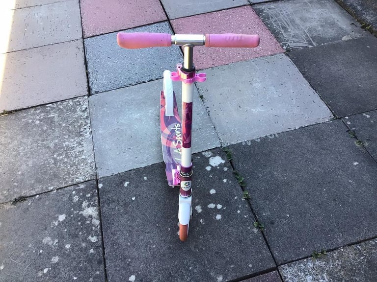 Large Kick Scooter 8-14 year old kids