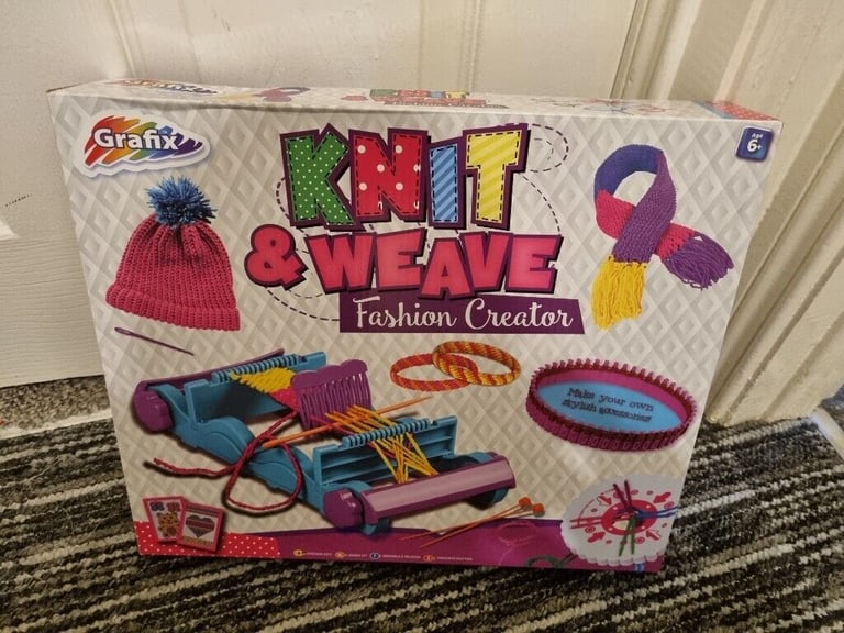 Knit and weave fashion creator