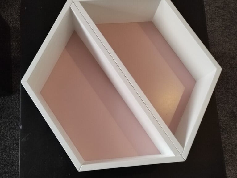Modern Hexagon 2 Shelf Wall Unit H40cm - Pink & White 