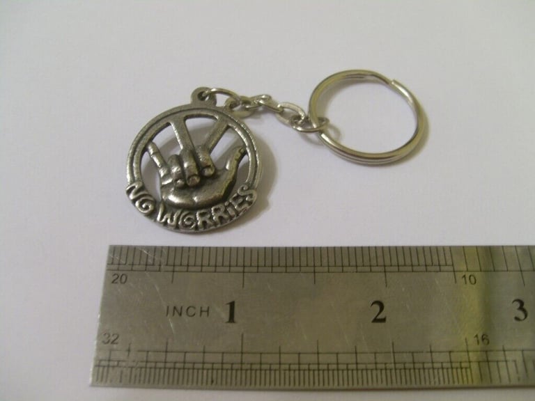 image for NO WORRIES; NOVETLY KEYRING CAST IN ENGLISH PEWTER