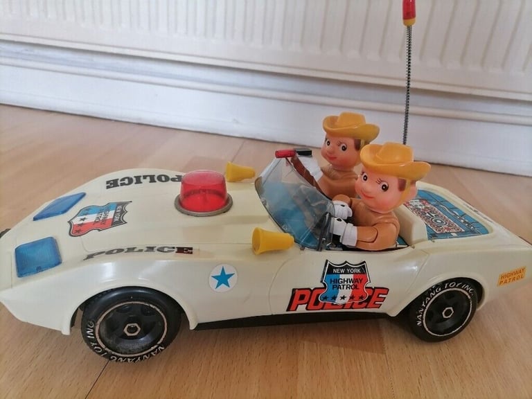  Vintage Pre 80's NANYANG Toy: CHEVY CORVETTE NYC Highway Patrol Police Battery Op Car. Working! 
