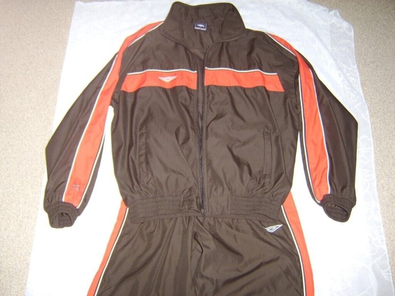 image for Unisex Sports Tracksuit Size M