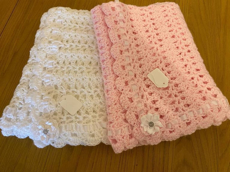 💕Baby blankets beautiful handmade baby blankets 💕