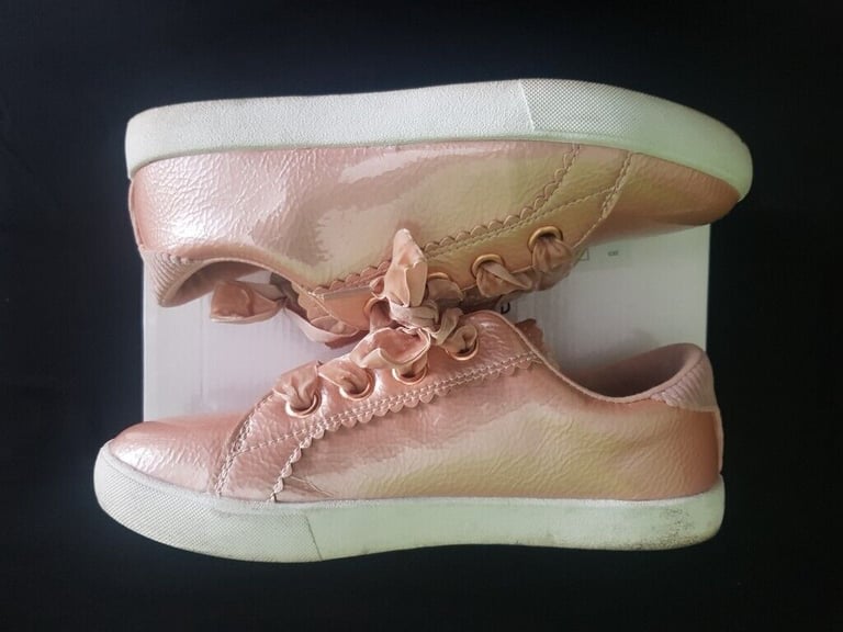 image for FREE La Redoute Collections Glossy Pink Rose Gold Pumps Trainers SIZE: UK 5.5 EU 39