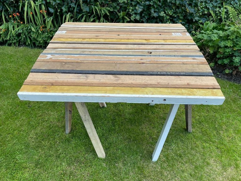 Bespoke Handmade square table / upcycled Reclaimed wood 🪵🪚🔨♻️
