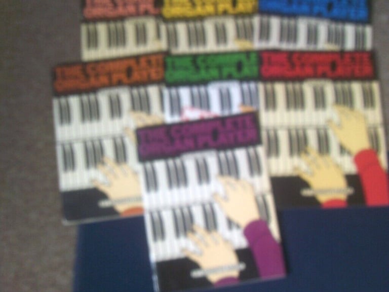 image for 7 ORGAN  PLAYER MUSIC BOOKS   1 TO 7  BUYER COLLECTS 