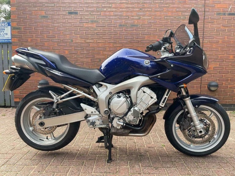 2005 - YAMAHA FZ6 FAZER - RECENT BIG SERVICE - USED MOTORCYCLE - 3 OWNERS |  in Preston, Lancashire | Gumtree