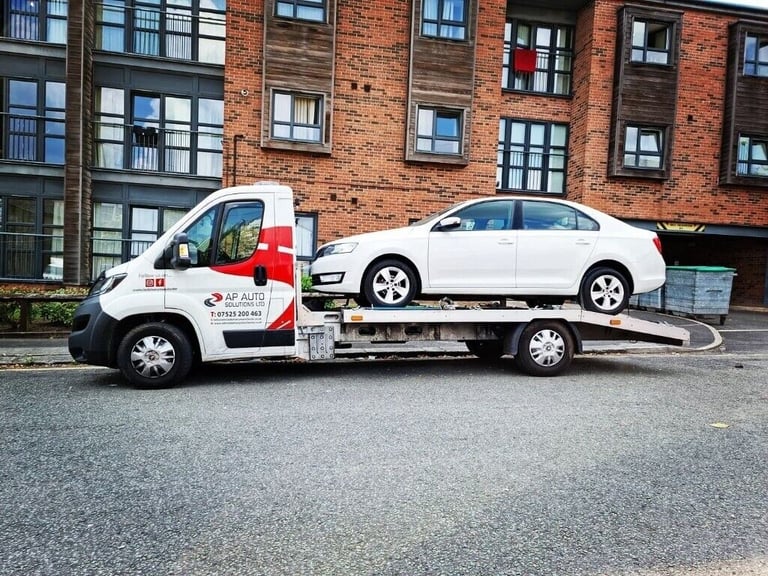 RECOVERY CAR VAN VEHICLE TRANSPORT COLLECTION DELIVERY BASED IN MANCHESTER ROCHDALE OLDHAM BURY