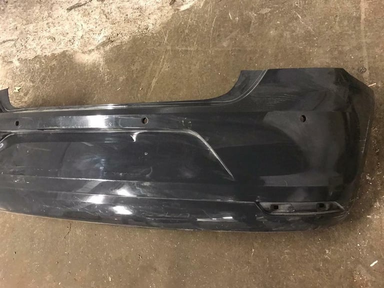 VW POLO V MK6 (6C)  FACELIFT REAR BUMPER GENUINE WITH PDC HOLES P/N: 6C6807421A (2014-2017)