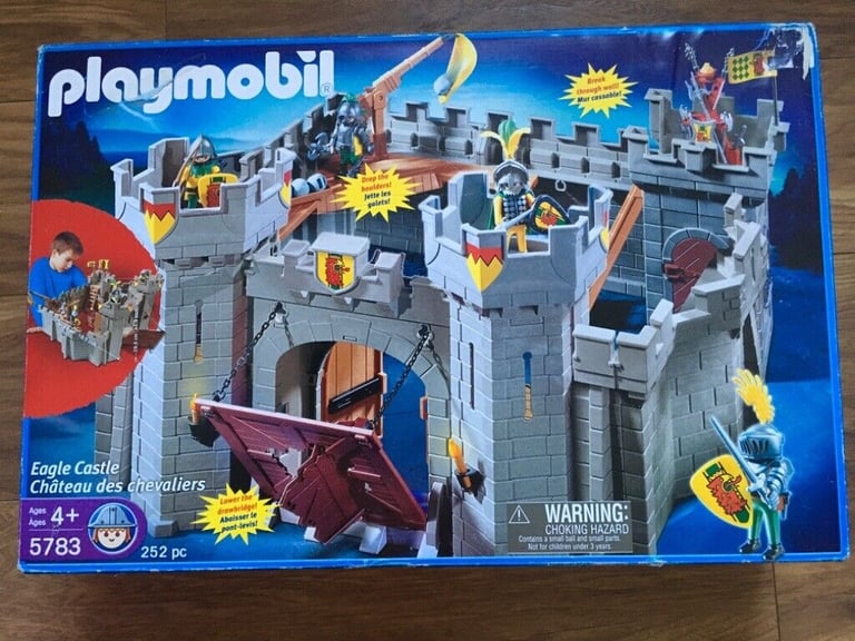 Playmobil Castle With Working Drawbridge & Extra Knights