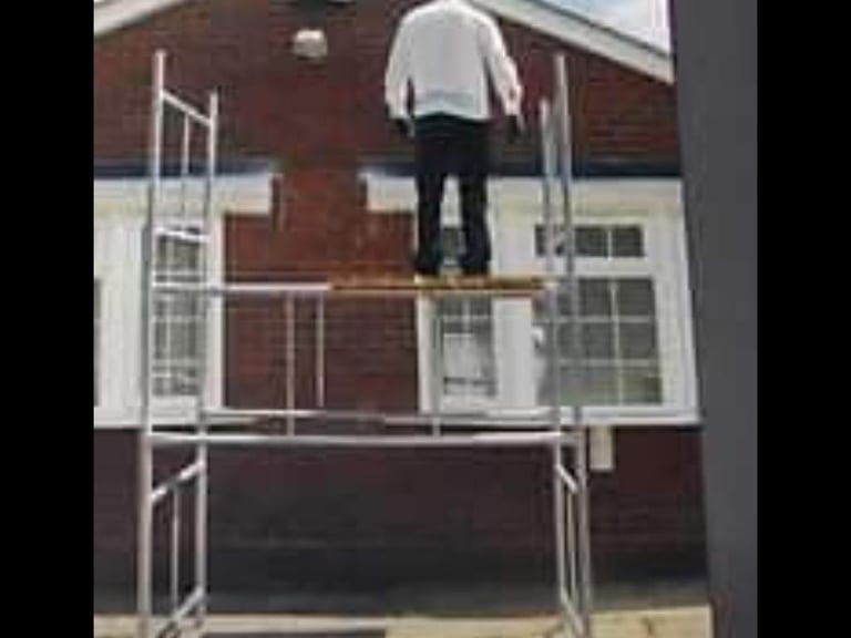 SCAFFOLD TOWER- NEW BRITISH STEEL - SAVE ££££s - REPAIR/DIY/BUILD/MAINTENANCE 🇬🇧