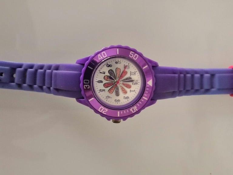 image for Watch Tikkers children's watch in purple with flower design on face, unused