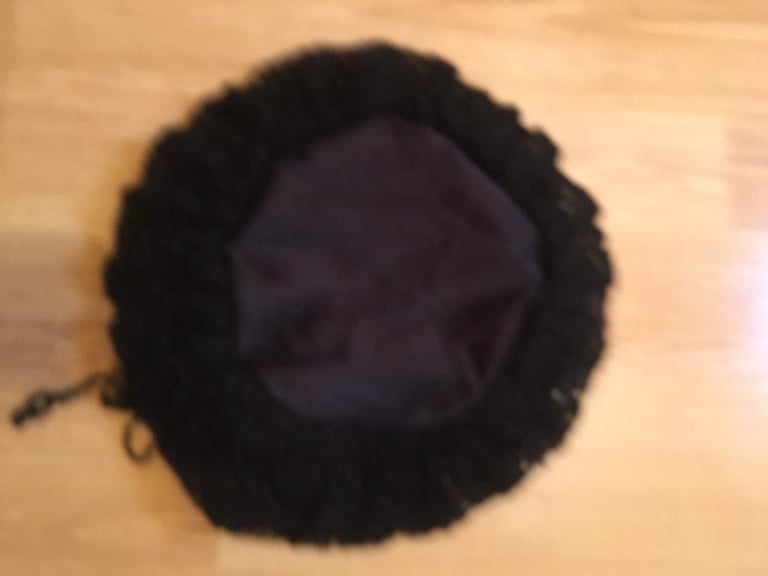 Black String effect Drawstring Round Bag 