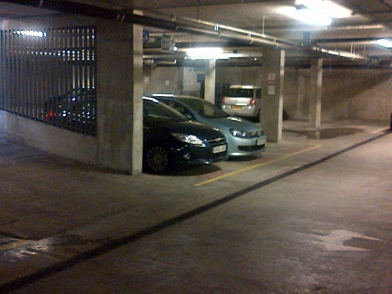 Allocated, Secure, Underground Parking near ***CANARY WHARF*** E14 8GH (5950)