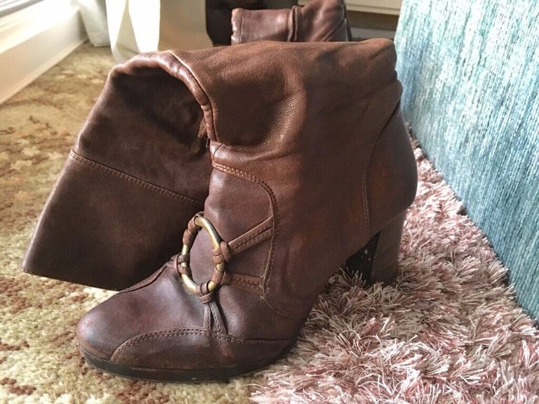 Need TLC: Women's quality boots (size 4, Minelli/ Made in Italy, leather) |  in Worthing, West Sussex | Gumtree