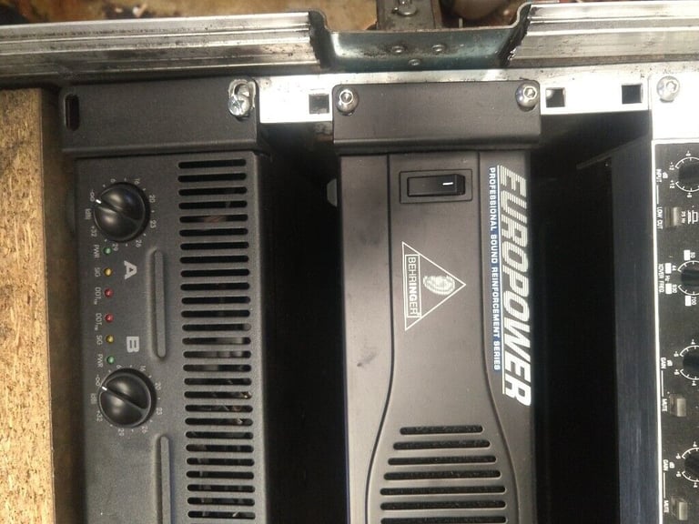 x2 Amplifiers,with crossover and graphic equalizer