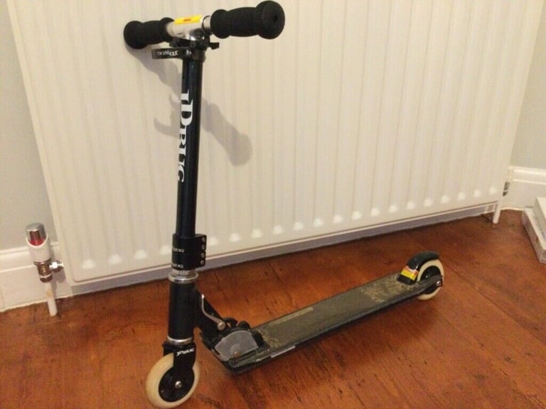 JD Bug Original Pro Street V3 Scooter Matt Black MS136B, in good condi