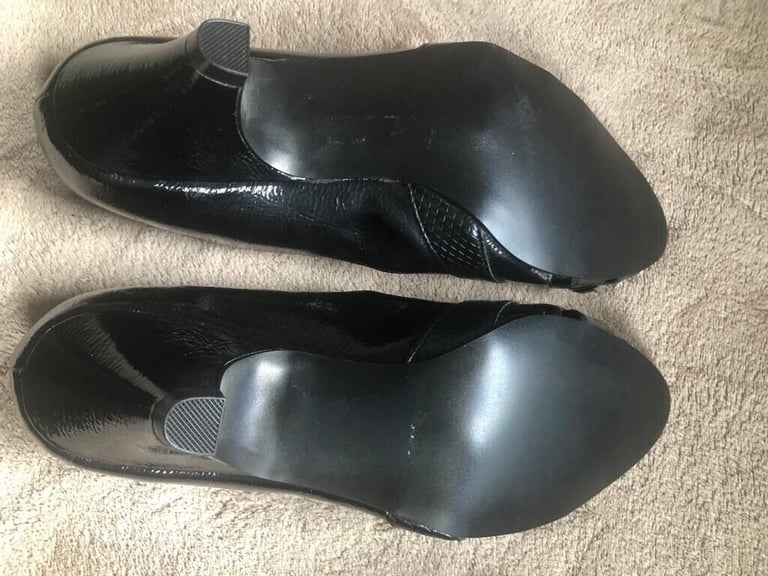 Bundle of 3 pairs Ladies' shoes; CLIFFORD JAMES, TLC, RED HERRING, all size 6