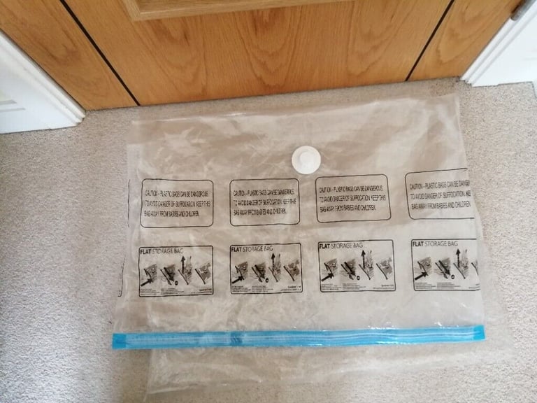 2 Amazon Basics Reusable textile bag