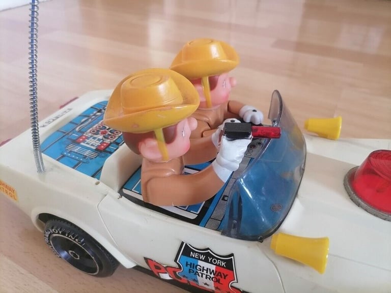  Vintage Pre 80's NANYANG Toy: CHEVY CORVETTE NYC Highway Patrol Police Battery Op Car. Working! 