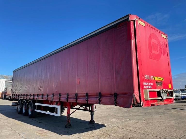 MONTRACON 44FT CURTAINSIDE TRAILER