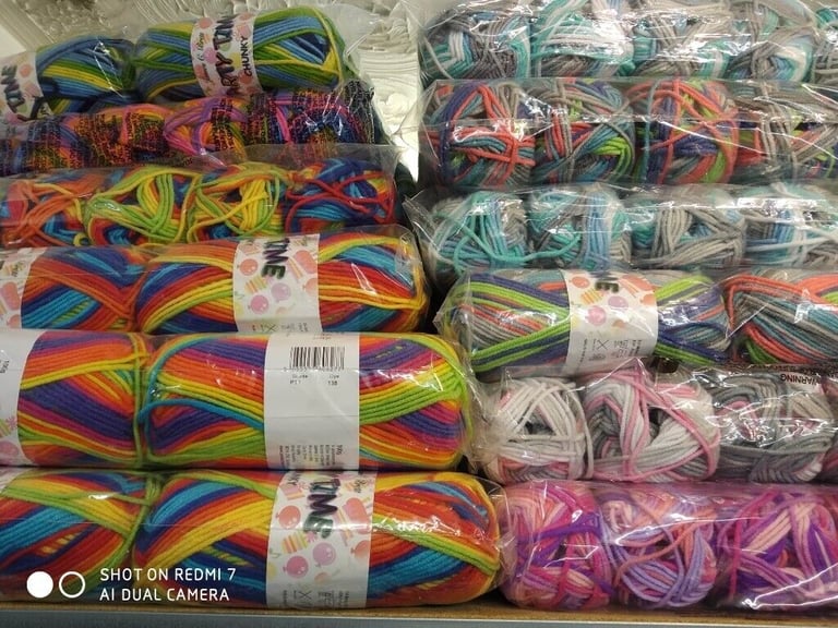 WENDY MERINO DOUBLE KNITTING KNITTING WOOL 100% MERINO WOOL ULTRA SOFT 5X50G