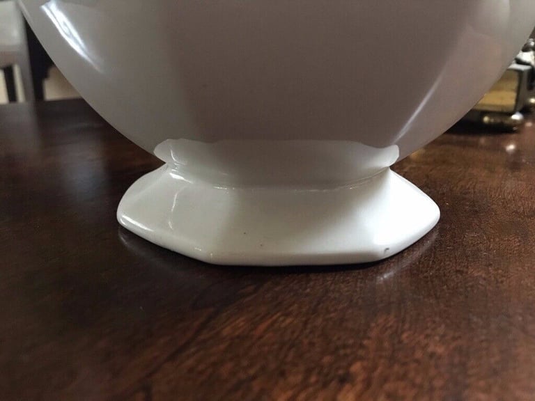 JOHNSONS ETERNAL BEAU  COFFEE POT