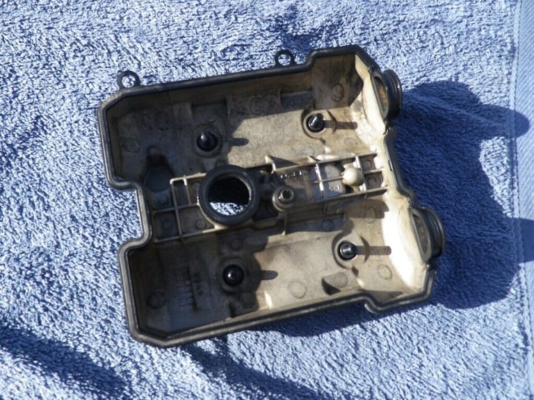 Suzuki SV1000 2006 Rocker Box Cover Rear 