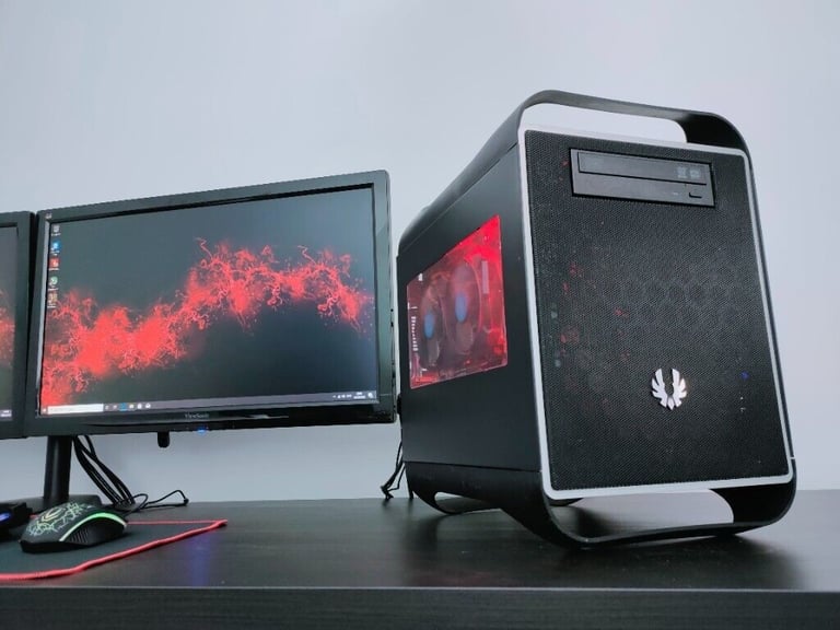 Gaming Computer PC Setup Bundle with Dual Monitors