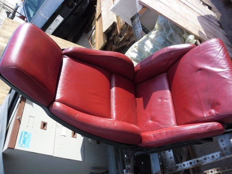 Front seat Chevrolet Corvette