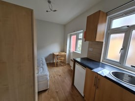 STUDIO TO RENT IN BRENT, NW10 1PU 