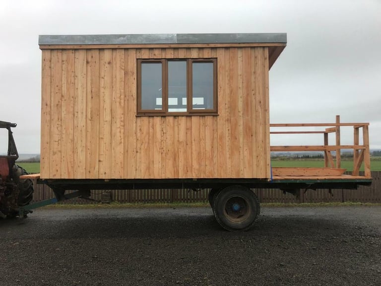 Scottish larch cladding square edge and waney edge 