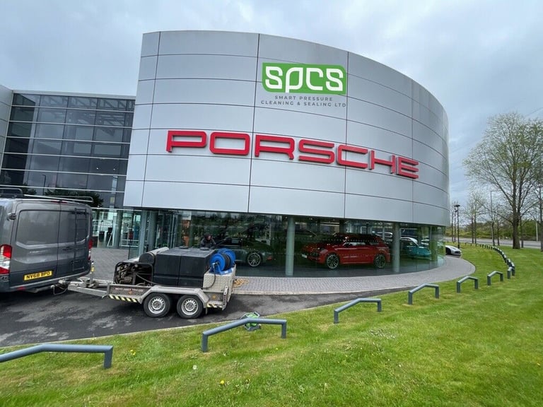 Driveway Patio Decking Pressure Cleaning & Sealing. in