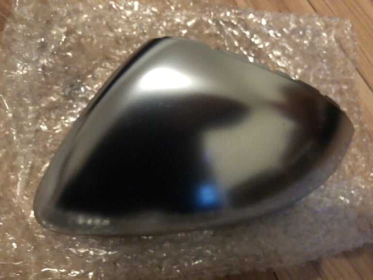 VOLKSWAGEN GOLF R MK7 MK7.5 GENUINE CHROME COVER PASSENGER SIDE 2013-2020