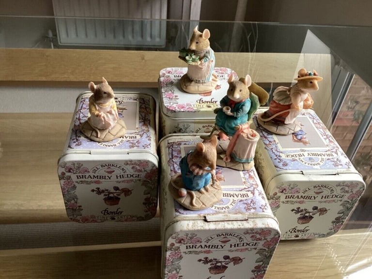 image for Brambly hedge 