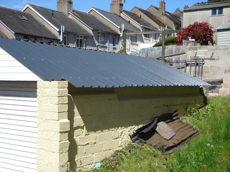 LOW COST ...FLAT ROOFING,Repaired and Replaced,..Shed roofs....stable roofs...Carports...