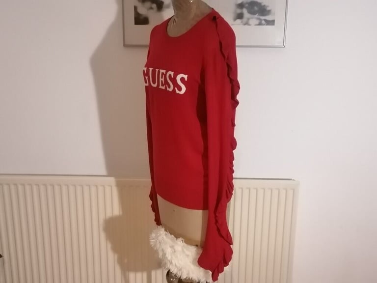  Designer GUESS Unusual Stylish Jumper. Ladies. Size : M