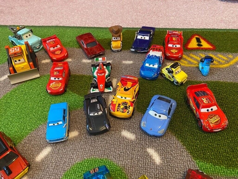 Toy car bundle hot wheels cars with toy Matt and car carry csse