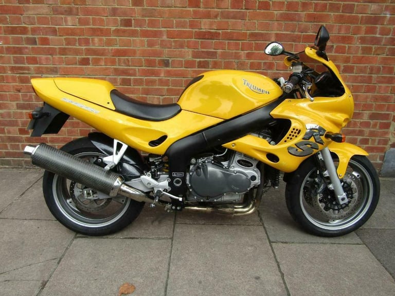YELLOW TRIUMPH SPRINT RS 955i 13000 MILES VERY NICE EXAMPLE