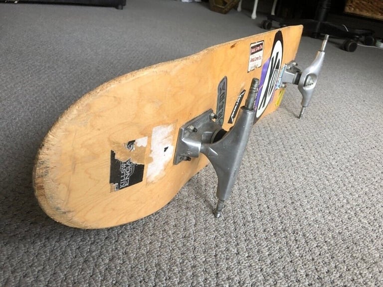 Good Quality 8" Skateboard Deck in Very Good Condition with Active Power Trucks
