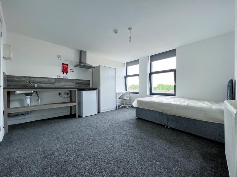 Brand new Studio Flats 2024/2025 with all Bills included - Albany - From £125 per month